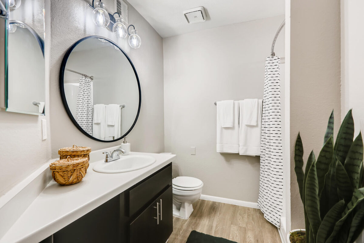 Photo Gallery Genoa Lakes Apartments in Mesa, AZ